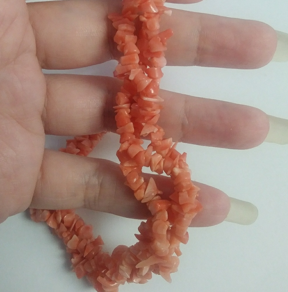 Vintage 70s 80s Coral bead angel skin triple strand necklace